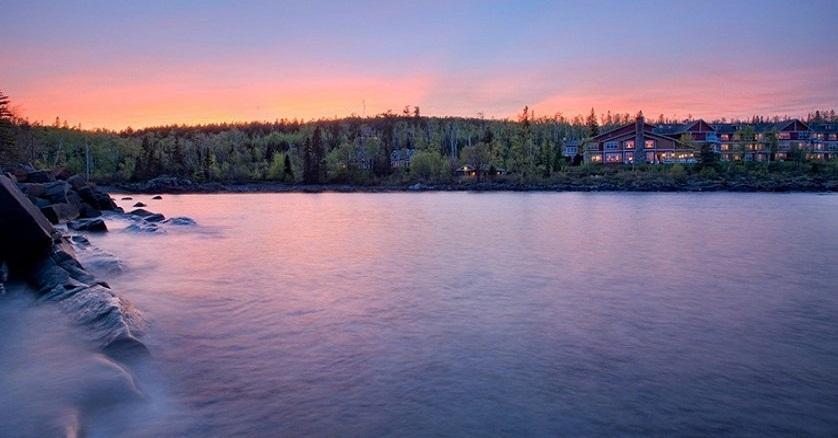 Cove Point Lodge Beaver Bay Экстерьер фото